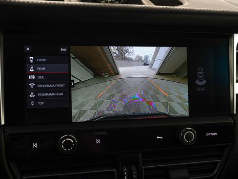 Used 2024 Porsche Macan S image 25