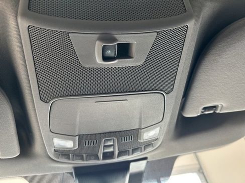 Used 2019 Ford F150 XLT w/ Equipment Group 302A Luxury image 11