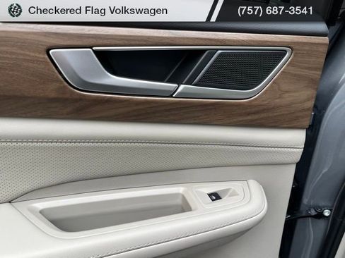 New 2026 Volkswagen Atlas SE image 20