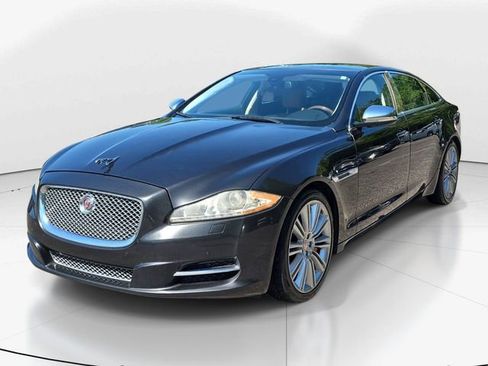 Used 2015 Jaguar XJ L Portfolio RWD image 11