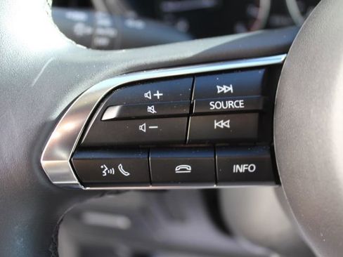 Certified 2025 MAZDA CX-30 AWD 2.5 S w/ Premium Package image 17