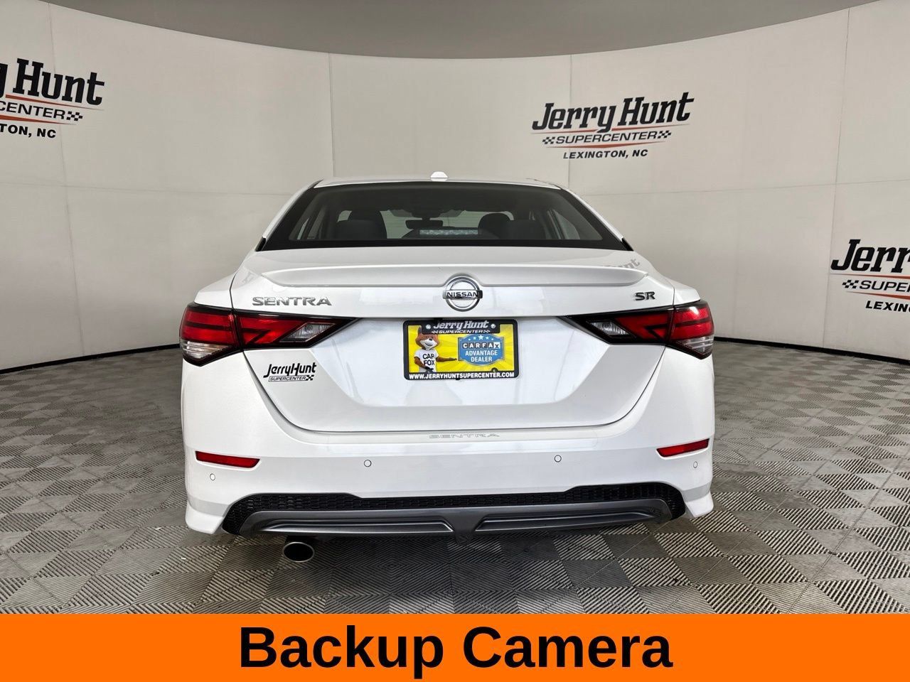 Used 2023 Nissan Sentra SR w/ Electronics Package FWD image 7