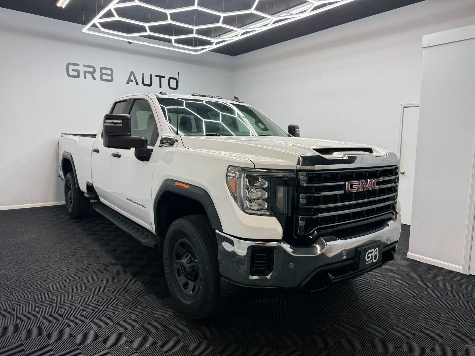 Used 2020 GMC Sierra 3500 4x4 Double Cab w/ Convenience Package image 11