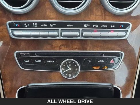 Used 2015 Mercedes-Benz C 300 4MATIC Sedan image 24