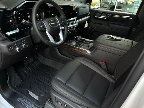 New 2026 GMC Sierra 1500 Elevation w/ Elevation Premium Package image 8