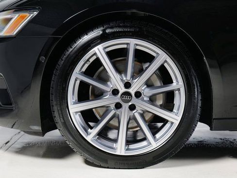 Used 2025 Audi A6 Premium Plus image 30