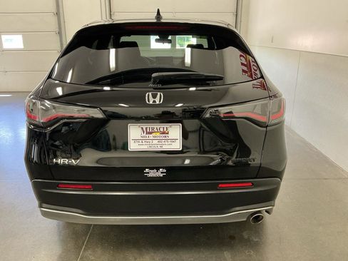 Used 2023 Honda HR-V Sport image 5