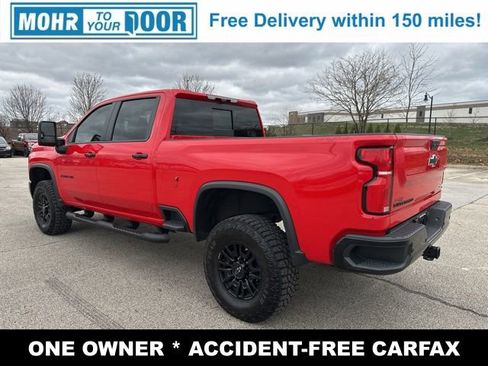 Used 2025 Chevrolet Silverado 2500 ZR2 w/ Technology Package image 5