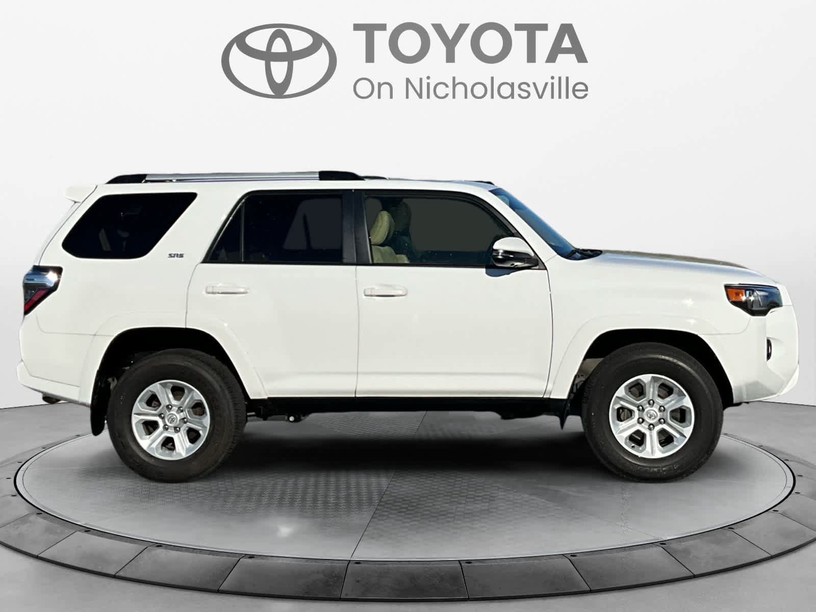 Used 2023 Toyota 4Runner SR5 Premium w/ Moonroof Package AWD/4WD image 6