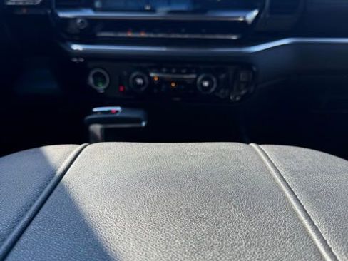 Used 2023 Chevrolet Silverado 1500 RST image 23