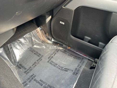 Used 2019 Chevrolet Silverado 2500 LT w/ Custom Sport Edition image 18