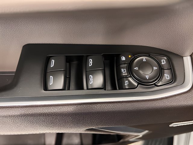 Certified 2025 Chevrolet Silverado 2500 LTZ w/ LTZ Convenience Package AWD/4WD image 8