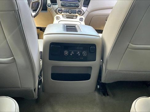 Used 2017 GMC Yukon Denali w/ Open Road Package AWD/4WD image 10