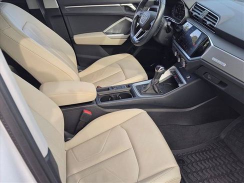 Used 2024 Audi Q3 2.0T Premium Plus AWD/4WD image 19