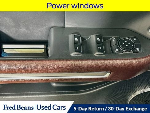 Used 2023 Ford Expedition Limited AWD/4WD image 23