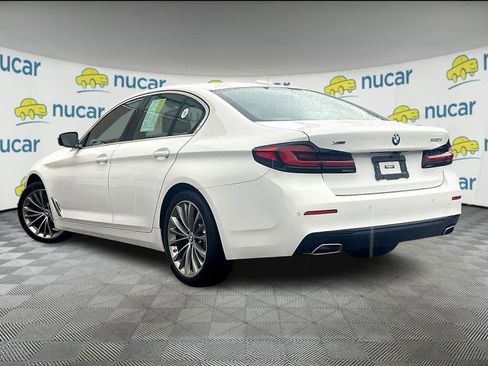 Used 2022 BMW 530i xDrive w/ Premium Package image 4