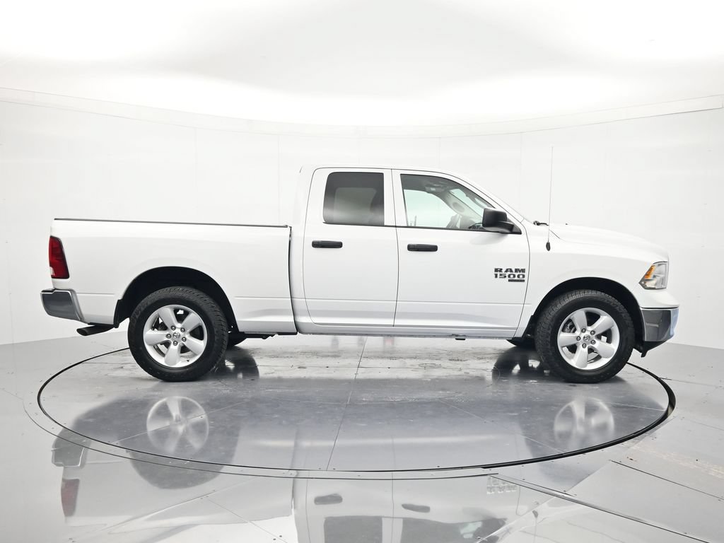 Used 2024 RAM 1500 Classic SLT AWD/4WD image 4