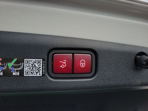 Certified 2026 Mercedes-Benz E 350 Sedan image 32