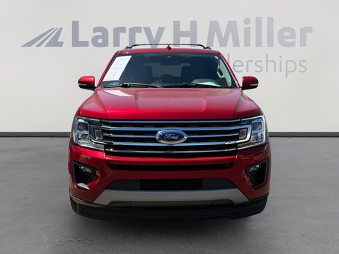 Used 2020 Ford Expedition XLT w/ Equipment Group 202A RWD image 8