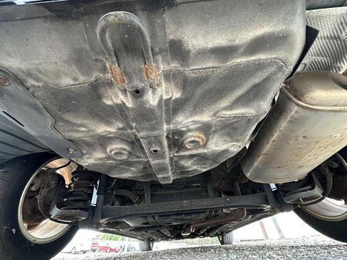 Used 2013 Hyundai Elantra GLS w/ Preferred Pkg image 18