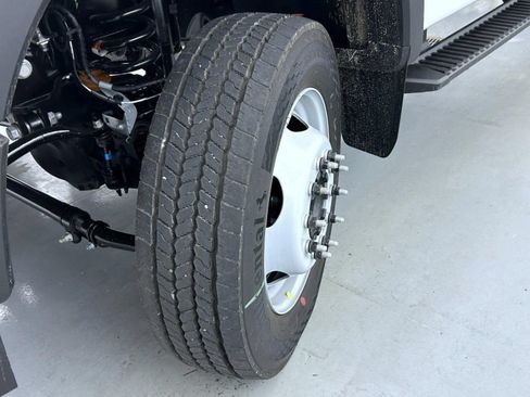 New 2026 Ford F550 4x4 Regular Cab Super Duty image 18