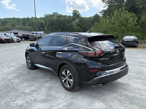 Used 2019 Nissan Murano SV w/ Premium Package AWD/4WD image 2