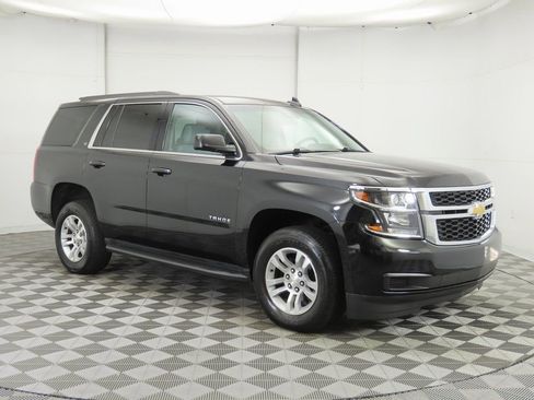 Used 2019 Chevrolet Tahoe LT image 3
