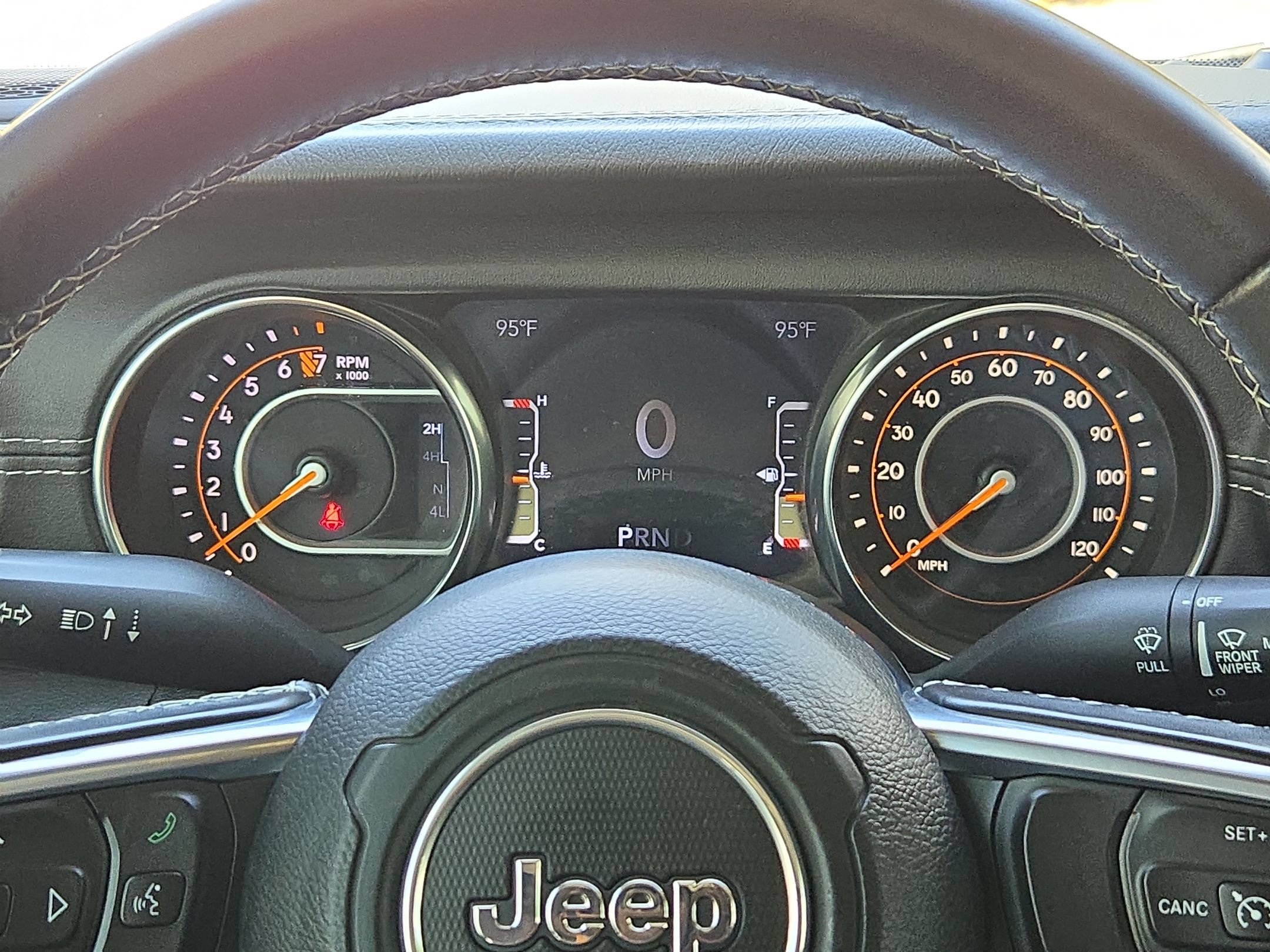Used 2020 Jeep Gladiator Overland AWD/4WD image 23