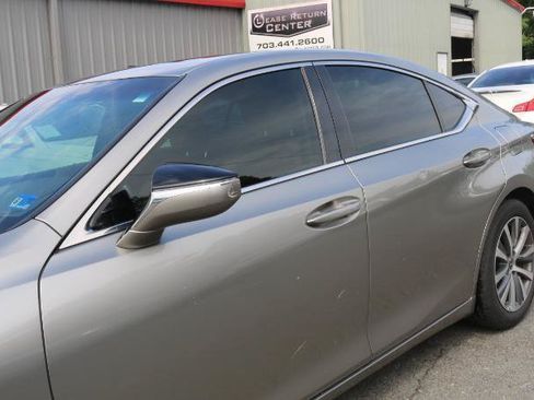 Used 2020 Lexus ES 350 w/ Accessory Package 2 FWD image 4