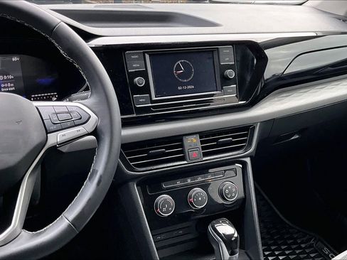 Certified 2024 Volkswagen Taos S image 7