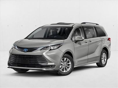 Used 2022 Toyota Sienna LE