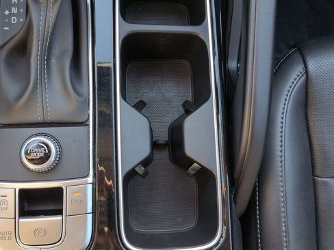 Used 2025 Kia Telluride S FWD image 24