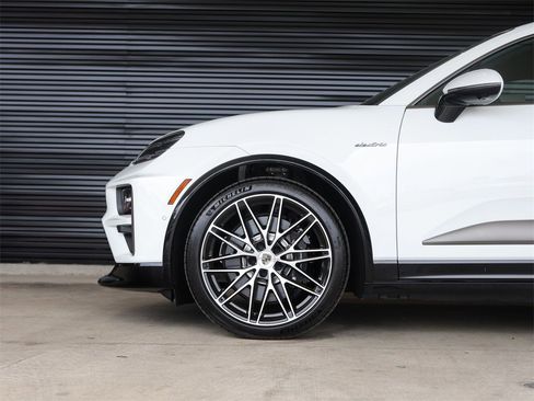 New 2025 Porsche Macan Turbo Electric image 14