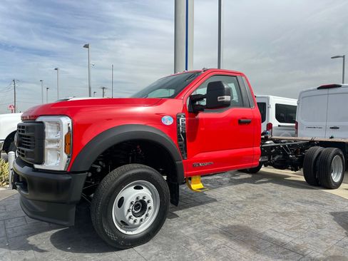 New 2026 Ford F550 4x4 Regular Cab Super Duty image 1