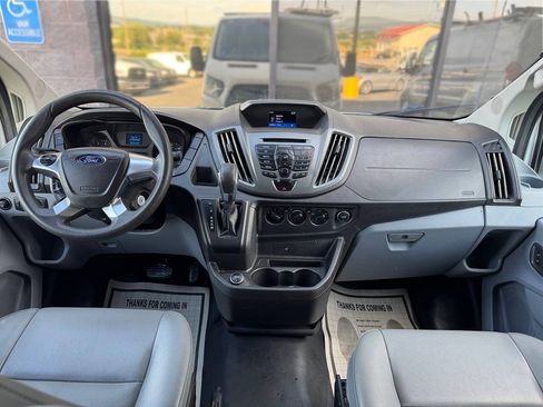 Used 2018 Ford Transit 250 130 Low Roof RWD image 7