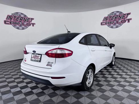 Used 2019 Ford Fiesta SE image 7
