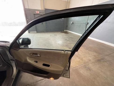 Used 1999 Honda Accord LX image 31