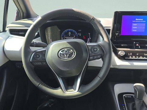 Used 2026 Toyota Corolla SE image 15