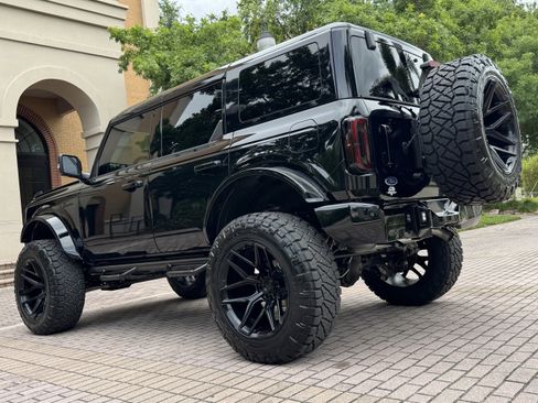 Used 2025 Ford Bronco Outer Banks image 24