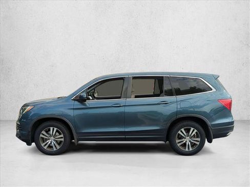 Used 2017 Honda Pilot EX image 6