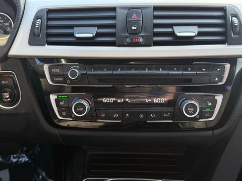 Used 2018 BMW 320i Sedan image 27