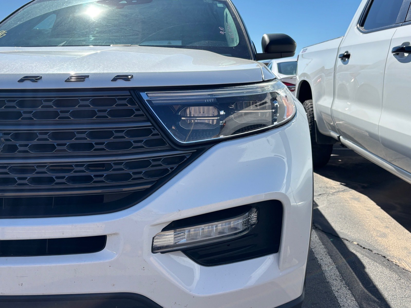 Used 2021 Ford Explorer XLT w/ Equipment Group 202A RWD image 8