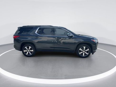 Used 2020 Chevrolet Traverse LT w/ LT Premium Package FWD image 8