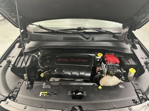 Used 2019 Jeep Compass Trailhawk AWD/4WD image 19
