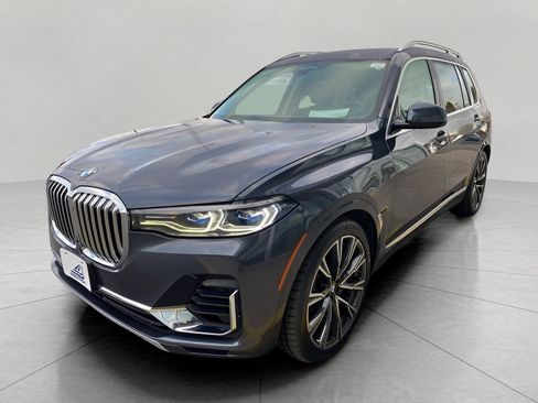 Used 2019 BMW X7 xDrive50i w/ Executive Package image 3