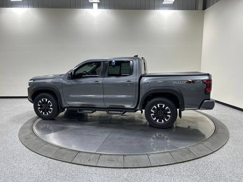 Used 2023 Nissan Frontier PRO-4X w/ Technology Package AWD/4WD image 10