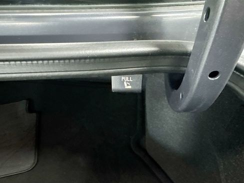 Used 2018 Hyundai Elantra SEL w/ Cargo Package image 22