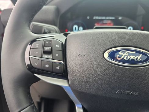 New 2026 Ford Explorer Platinum w/ LUX Leather Package image 32