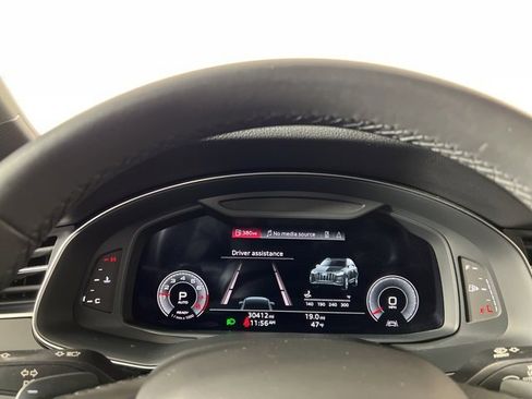 Used 2021 Audi Q7 2.0T Premium Plus w/ Premium Plus Package image 23