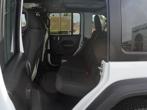 Used 2025 Jeep Wrangler Unlimited Sport AWD/4WD image 29